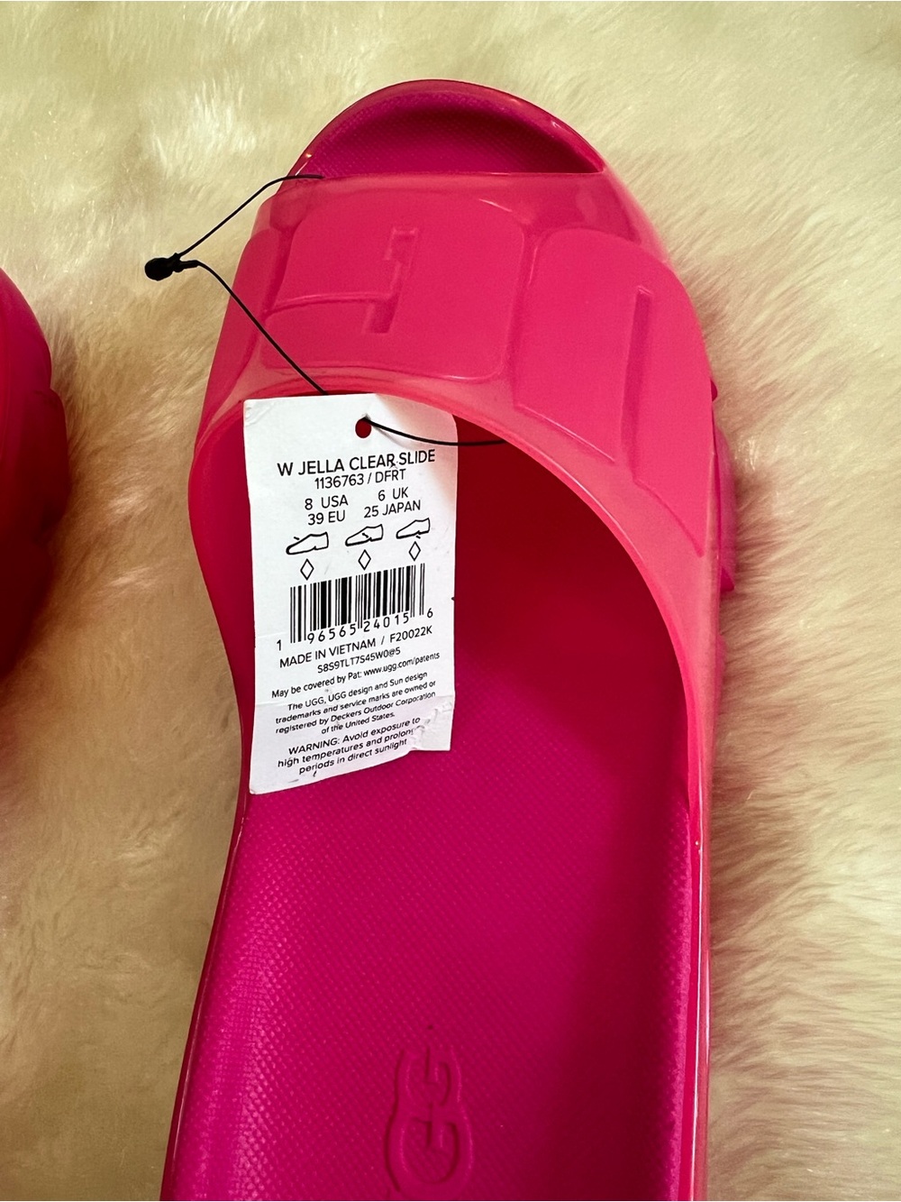 UGG Jella Clear Slide - Picture 8 of 8
